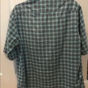 Faherty Shirts - Men’s Faherty shirt size medium Faherty Shirts - Men’s Faherty shirt size medium